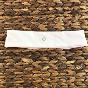Lululemon Fly Away Tamer Headband OS